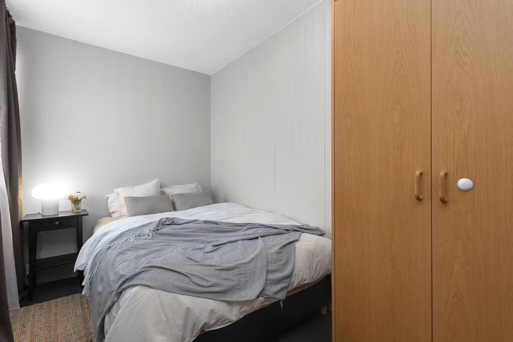 Апартаменти Cheerful 3Br Down Town Newly Renovated Рейк'явік Екстер'єр фото